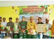 Wakil Bupati Soppeng Bersama Kadis TPHPKP Memberikan Bantuan Tanaman Pangan 2024 Ke Petani.