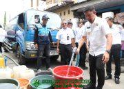 Andi Arwin Azis Komitmen Penuhi Air Bersih Bagi Warga Terdampak Kekeringan, PDAM Siapkan 5 Juta Liter Perhari