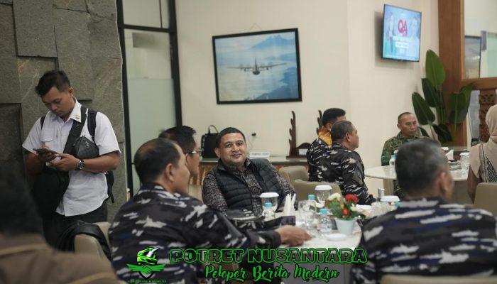 Kunker di Sulsel, Wali Kota Makassar Munafri Arifuddin Jemput KSAL Muhammad Ali di Lanud Sultan Hasanuddin