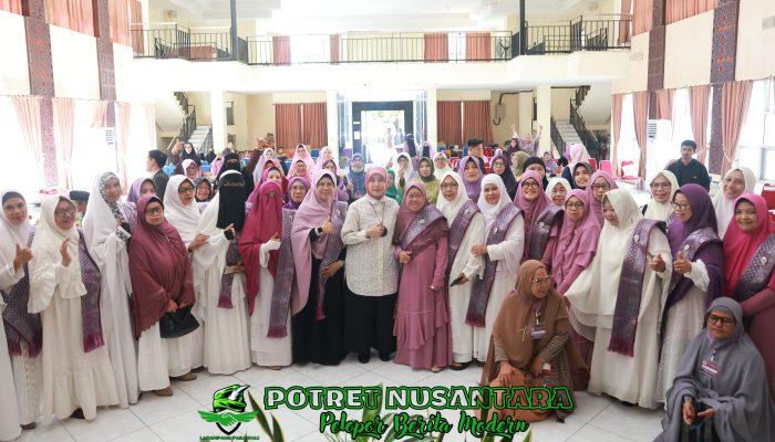 Aliyah Mustika Ilham Dukung Pelatihan Spiritual Lansia oleh UCLB