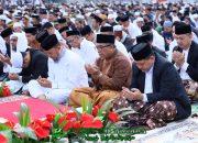 Ribuan Jamaah Padati Lapangan Karebosi, Munafri-Aliyah Rayakan Iduladha Penuh Cinta dan Kepedulian