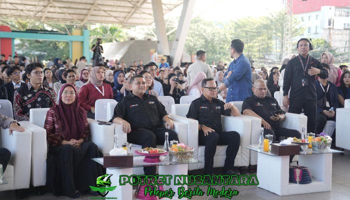 Wamendagri Ajak Pemuda Jadi Pemimpin Berintegritas di Indonesia Youth Summit 2025