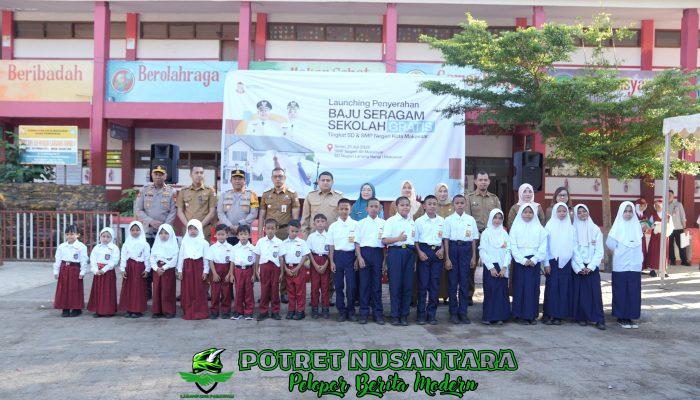 Kabar Baik: Munafri-Aliyah Tuntaskan Janji Pendidikan, Seragam Gratis SD-SMP Resmi Disalurkan