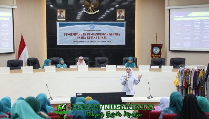 PKK Makassar Latih Penjahit Lokal Jadi Desainer Berbasis Budaya