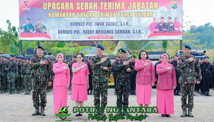 Sertijab Dansat Brimob Sulbar, Kapolda Titipkan Harapan Besar pada Kepemimpinan Baru