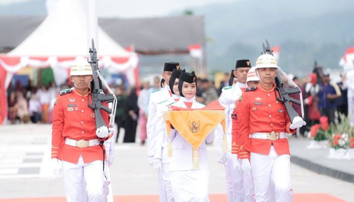 Khidmat! Upacara HUT ke-80 RI di Sulbar Berlangsung Lancar di Pantai Manakarra