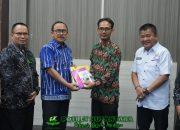 PT Intan Pariwara Donasikan 670 Buku ke Perpusip Sulbar, Dukung Program Literasi Daerah