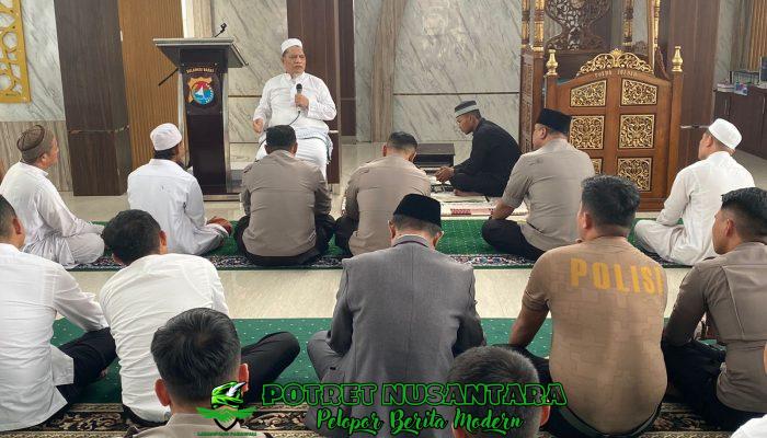 Kapolda Sulbar Terima Wejangan Mantan Kapolda Baharuddin Djafar di Masjid Jabal Rahmah