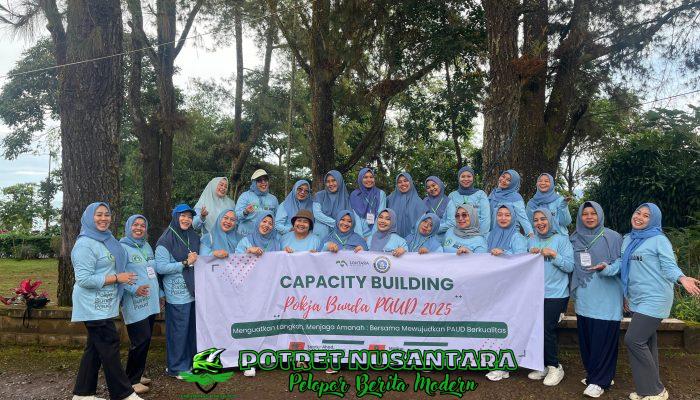 Jejak Sinergi Bunda PAUD Kota Makassar dalam Pelukan Kabut dan Harapan