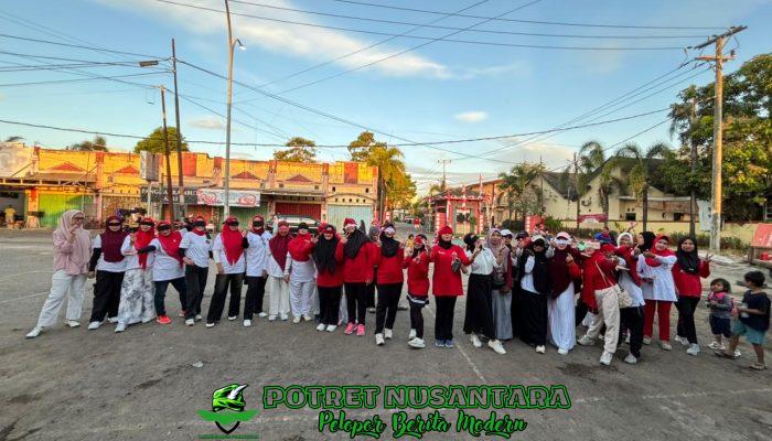 Serunya Lomba Baris Berbaris Tutup Mata, Ibu-Ibu Vila Mutiara Asri Unjuk Kekompakan di HUT RI ke-80