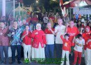 Aliyah Mustika Ilham Hadiri Malam Bina Akrab Warga Puri Mutiara, Serahkan Sepeda Listrik untuk Pemenang Lomba HUT RI