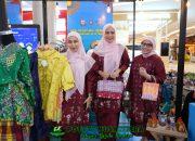 Produk Ruang Jahit Warnai Booth Dekranasda pada Gebyar PKK Makassar