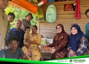 Wakil Ketua DPRD Sulbar Salurkan Bantuan Bersama Dinas Kesehatan Sulbar