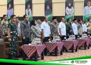 Tiga Pimpinan DPRD Dampingi SDK di Pelantikan KAHMI Sulbar
