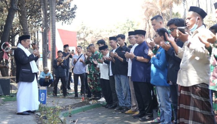Wali Kota Munafri, Forkopimda dan Mahasiswa Gelar Sholat Ghaib Korban Kebakaran