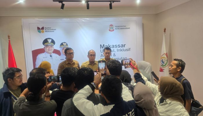 Pemkot Makassar Cari Solusi Pedagang Anjungan Losari, Tegaskan Tak Ada Larangan Berjualan