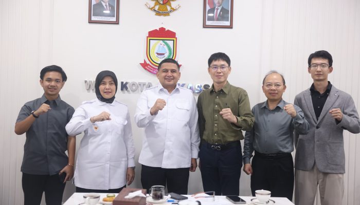 Pemkot Makassar Terima Paparan Teknis Pembangunan Stadion Untia dari CAMCE