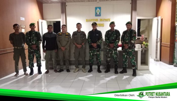 Jelang HUT TNI ke-80, Koramil Lalabata Gelar Patroli Malam di Soppeng