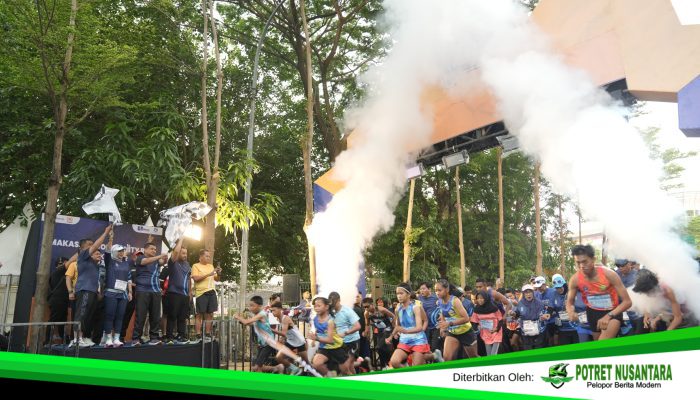 Wali Kota Makassar Lepas dan Bakar Semangat Ribuan Pelari SMAnSA RUN 2025
