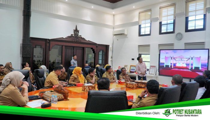 Aliyah Mustika Ilham Pimpin Rapat Koordinasi Persiapan Maulid Pesisir 2025