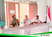 Bhabinkamtibmas Dorong Semangat Gotong Royong dan Keamanan Desa di Tapalang Barat