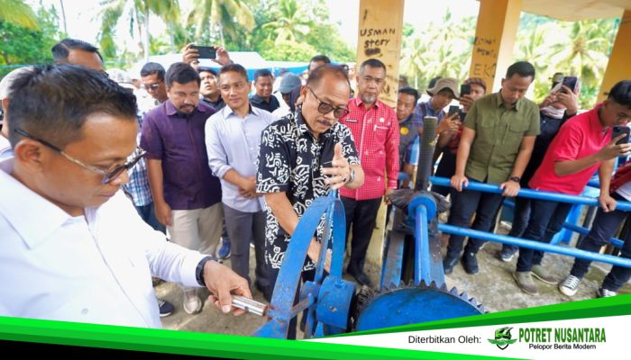 Gubernur Sulbar Suhardi Duka Turun Sawah Awali Musim Tanam, Dorong Keseimbangan Harga Beras