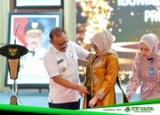 Gubernur Sulbar Kukuhkan Hj. Harsinah Suhardi sebagai Bunda PAUD dan Bunda Guru Sulbar 2025–2030