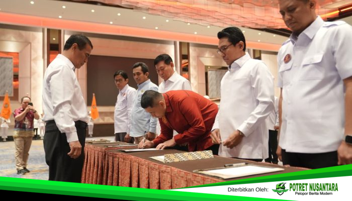 Wali Kota Munafri, Resmi Nahkodai IKA Fakultas Hukum Unhas