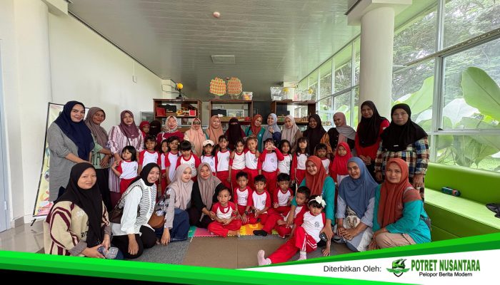 TK Pembina Idhata Gelar Kunjungan Edukatif ke Perpusda Polman