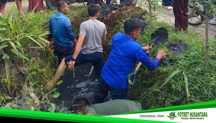 Siswa Terjatuh di Matakali, Damkar Polman Susuri Selokan Temukan Ponsel dan Kunci Motor