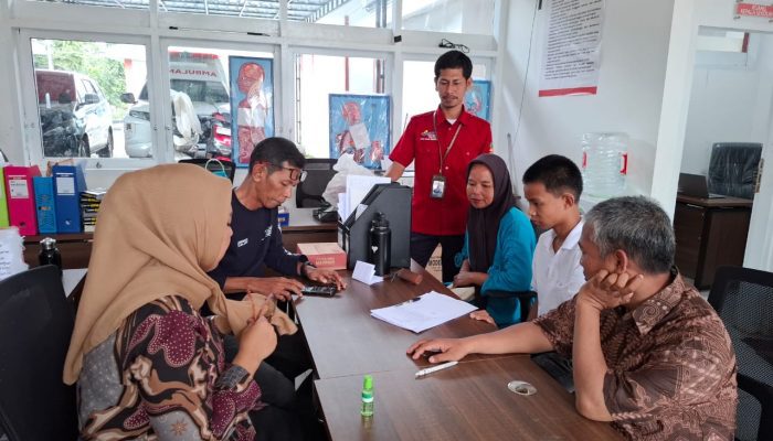 Ikhtiar Memutus Rantai Kemiskinan, Muhammad Fadhil Dampingi Anak KPM PKH Masuk Sekolah Rakyat