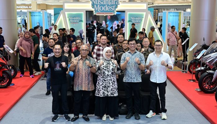 Aliyah Mustika Ilham Buka Grand Opening QJ Motor Makassar