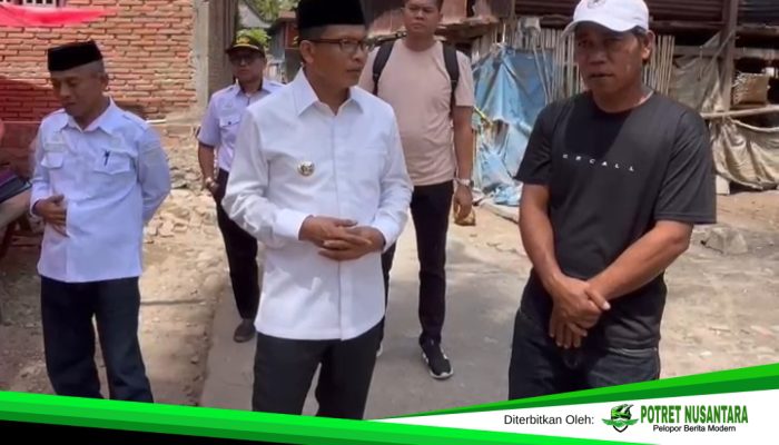 H. Samsul Mahmud Bupati Polman Sambangi Korban Kebakaran di Lampoko Demi Bantuan Tepat Sasaran