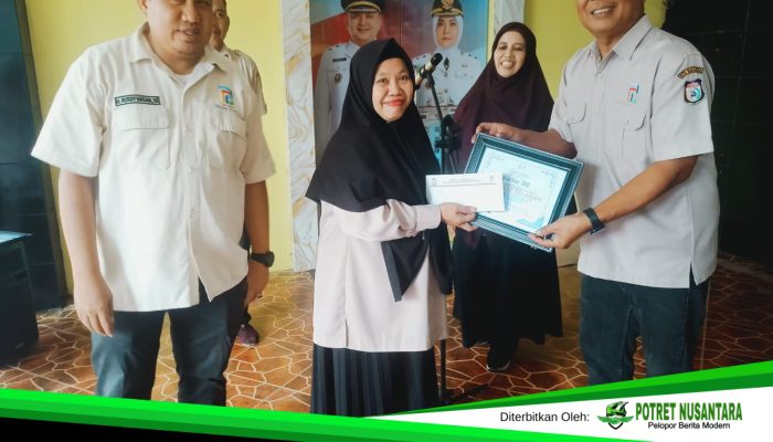 Pegawai Teladan Diberi Reward, Perumda Pasar Makassar Apresiasi Pegawai Disiplin dan Berkinerja Positif