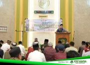 Safari Ramadan Pemkot Makassar, Munafri Serahkan Paket Pangan untuk Jamaah di Untia