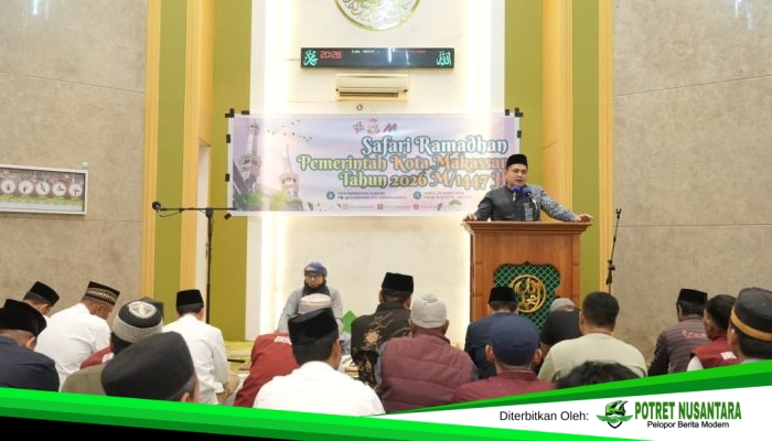 Safari Ramadan Pemkot Makassar, Munafri Serahkan Paket Pangan untuk Jamaah di Untia