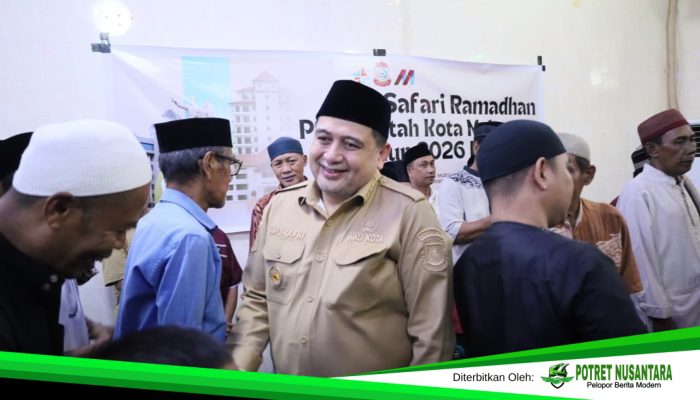 Tarawih Bersama Warga di Mariso, Wali Kota Makassar Ingatkan Ketertiban dan Kebersihan di 10 Hari Terakhir