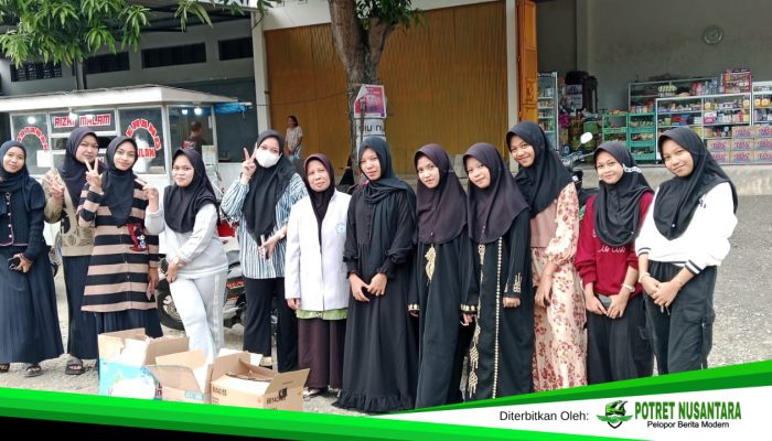 Semangat Ramadhan, Siswa SMPN 2 Maniangpajo Wajo Berbagi Takjil di Depan Masjid Al Hidayah