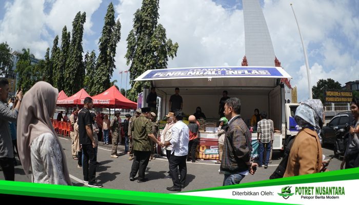 Tinjau Pasar Murah di Monumen Mandala, Munafri Pastikan Warga Terlayani dengan Harga Sesuai