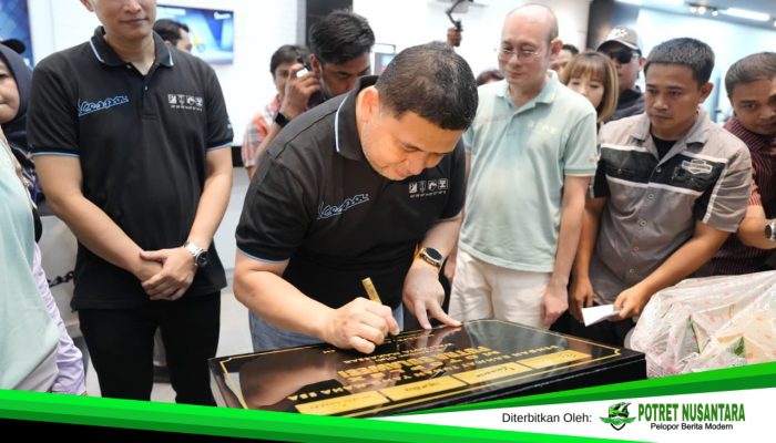 Resmikan Showroom Motoplex, Munafri: Penjualan Motor Harus On The Road untuk Dukung PAD Makassar
