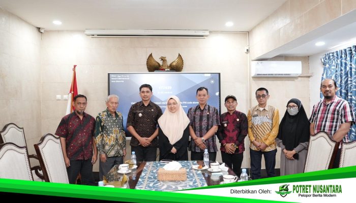 Melinda Aksa Ketua Dewan Lingkungan Makassar, Percepat Pembentukan Bank Sampah di Tingkat RT/RW