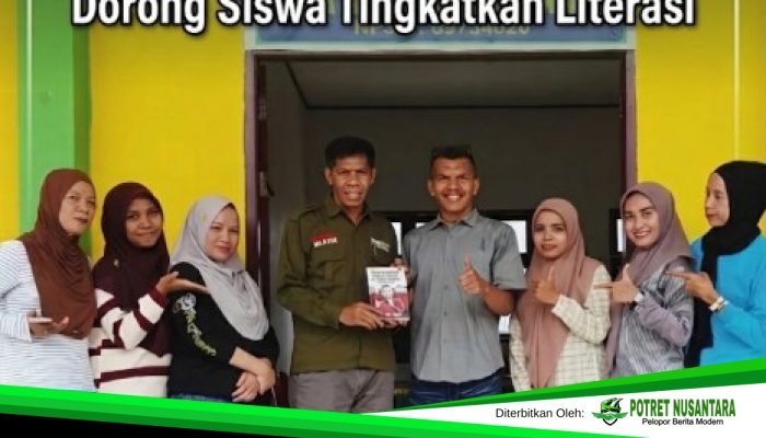 Alumni Serahkan Karya Buku, Kepsek SMA N 2 Kusambi Dorong Siswa Tingkatkan Literasi