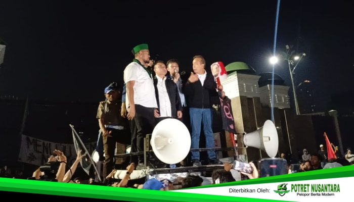 Didesak Mahasiswa, DPR Janji Benahi MBG dan Atasi Kelangkaan BBM Subsidi
