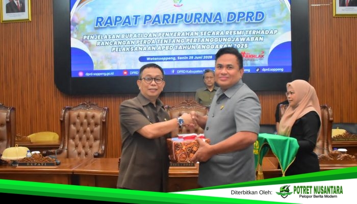 Soppeng Kembali Raih WTP ke-12, Bupati Suwardi Serahkan Ranperda Pertanggungjawaban APBD 2025 ke DPRD