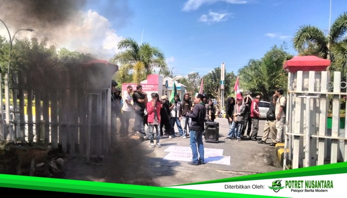 Aksi Semarak Berujung Ricuh, Massa Tagih Janji Bupati dan Desak Benahi Pelayanan Publik