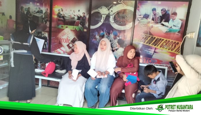 Merasa Dirugikan, Belasan Korban Laporkan PNM Wonomulyo ke Polres Polman