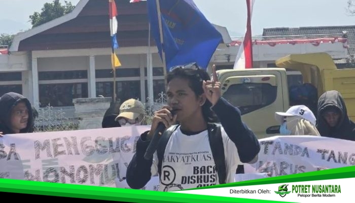 Aktivis Sebut PNM Mekaar Penipu Rakyat, Desak PNM Mekaar Minggat dari Polman