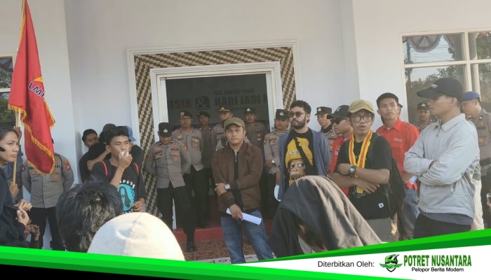 Mahasiswa Majene Gelar Aksi di DPRD, Soroti RUU Perampasan Aset hingga Tambang