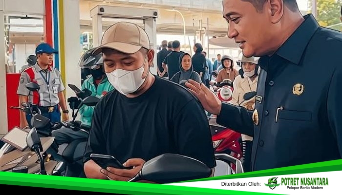 Ketika Pemimpin Hadir di Tengah Antrean