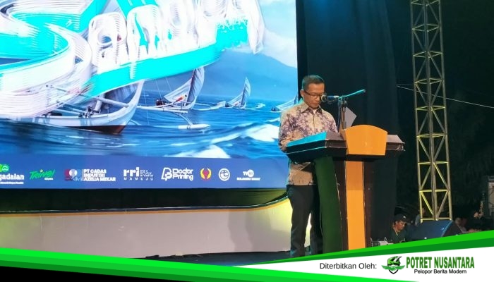 Tutup Sandeq Silumba 2026, Bupati Polman Dorong Budaya Maritim Tetap Hidup